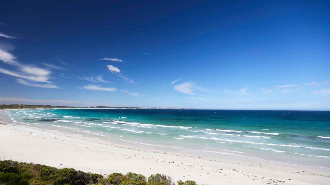 Kangaroo Island travel guide: Vivonne Bay flaunts perfect beach | news ...