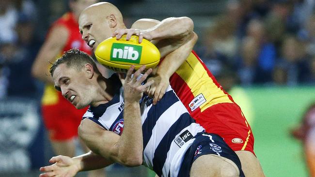 Gary Ablett playing against Geelong last year. Picture: Colleen Petch