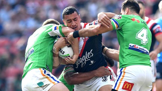 More and more teams are going for one on one steals. Photo by Bradley Kanaris/Getty Images.