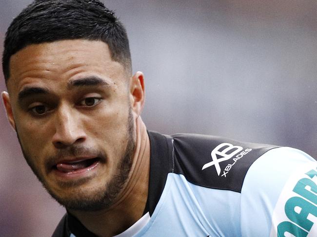 Valentine Holmes of the Sharks runs with the ball during the Round 22 NRL match between the Melbourne Storm and the Cronulla-Sutherland Sharks at AAMI Park in Melbourne, Sunday, August 12, 2018. (AAP Image/Daniel Pockett) NO ARCHIVING, EDITORIAL USE ONLY