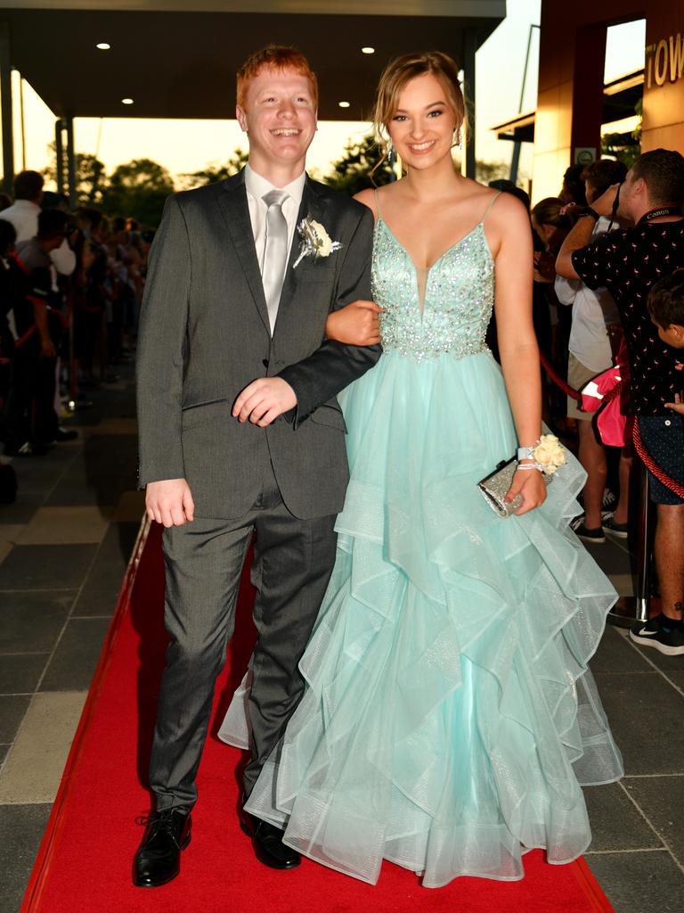 Pimlico State High School formal gallery | Townsville Bulletin