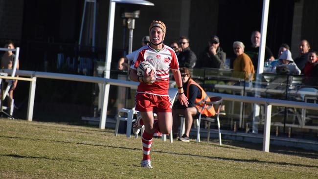 Renouf Shield action: Keebra Park v Palm Beach Currumbin.
