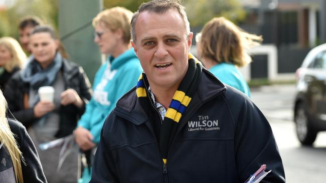 Liberal MP Tim Wilson campaigning in Hampton. Picture: Nicki Connolly