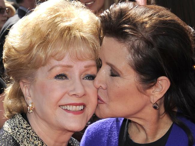 Carrie Fisher: death unclear, joint Debbie Reynolds funeral planned ...