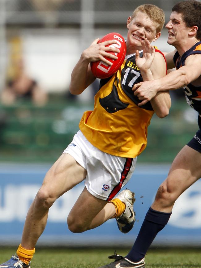 Adam Treloar Dandenong Stingrays v Calder Cannons. Dandenong's Adam Treloar in action.