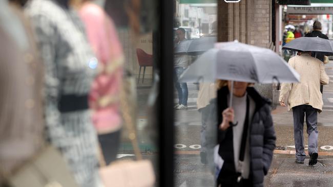 Perth is expected to get some showers over the weekend. Picture: NewsWire / Damian Shaw