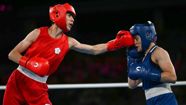 Taiwan's Lin Yu-ting and Turkey's Esra Yildiz Kahraman. Picture: AFP