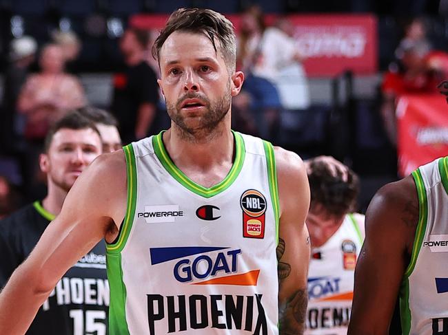 WOLLONGONG, AUSTRALIA - DECEMBER 31: The Phoenix celebrate at full time after the round 14 NBL match between Illawarra Hawks and South East Melbourne Phoenix at WIN Entertainment Centre, on December 31, 2024, in Wollongong, Australia. (Photo by Jeremy Ng/Getty Images)