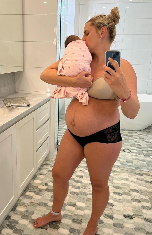 The fitness star shared a ‘real’ photo of her post-baby body. Picture: Instagram/TiffHall