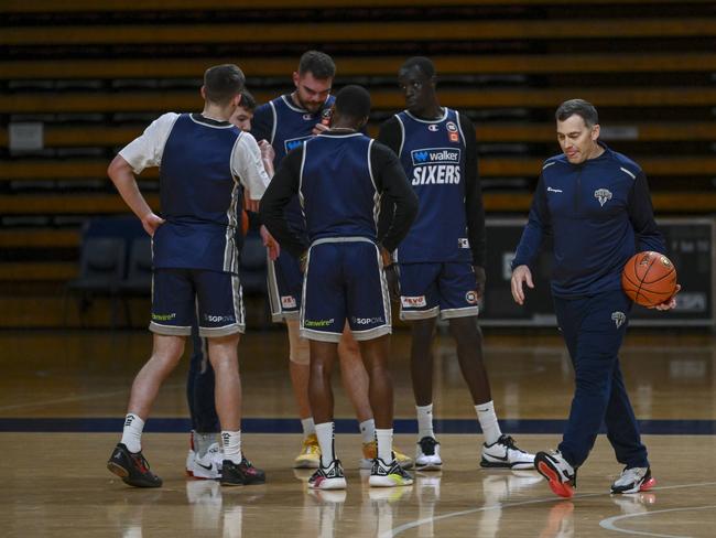 New Adelaide 36ers Head Coach Mike Wells directs training at 36ers Arena Tuesday,August,13,2024.Picture Mark Brake