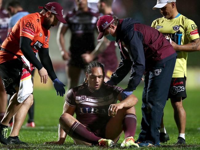 Martin Taupau of the Sea Eagles was left dazed after a high shot from Jack Hetherington of the Warriors. Picture: Cameron Spencer/Getty Images