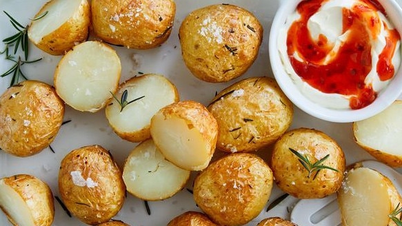 Potatoes can be used in a variety of dishes or as side dishes.