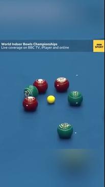 This lawn bowls shot is incredibly satisfying