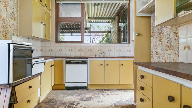 The kitchen in the home of former Prime Minister Gough Whitlam.