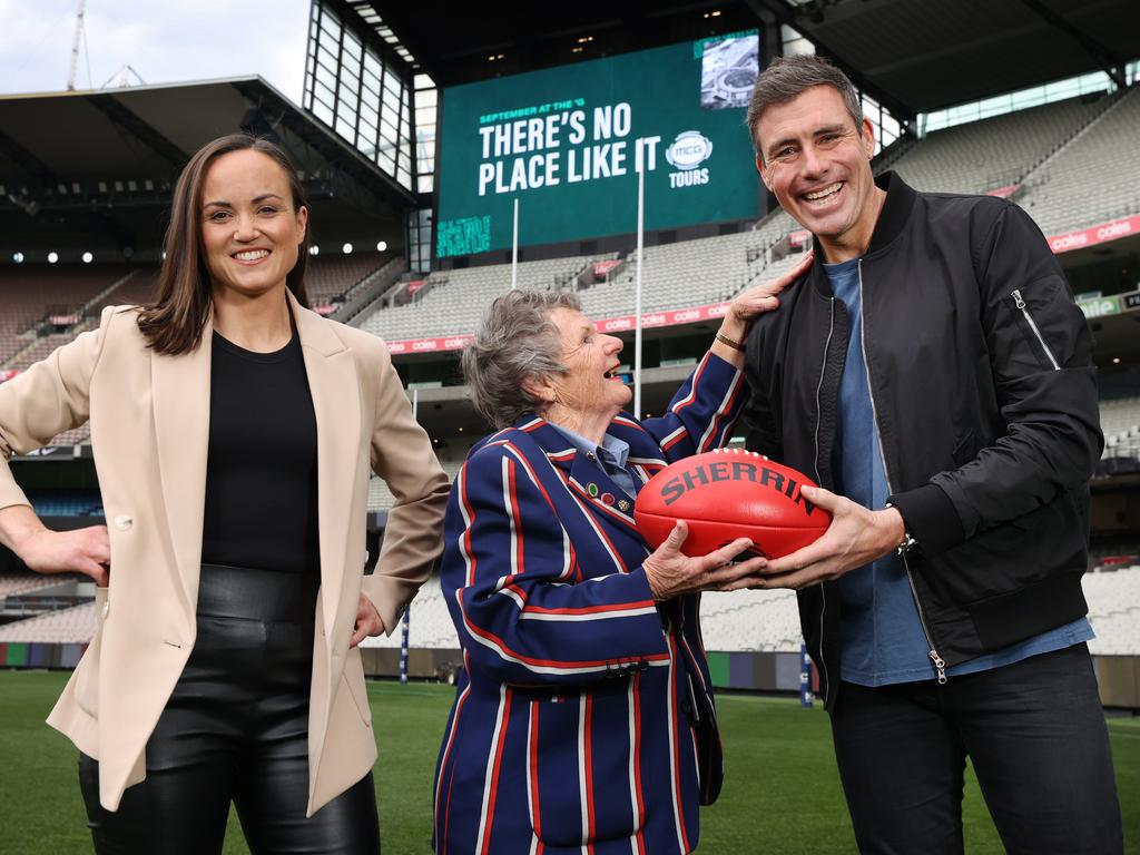 Daisy Pearce with Matthew Richardson and MCG tour guide Liz Davey. Picture: David Caird