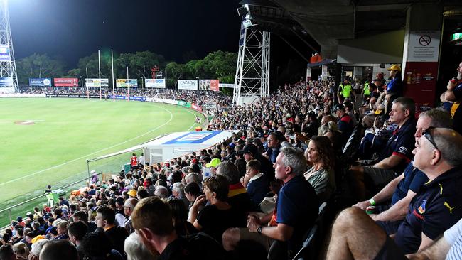 Crowds at the 2019 Melbourne Demons vs. Adelaide Crows AFL match at Darwin’s TIO Stadium. Picture: Keri Megelus