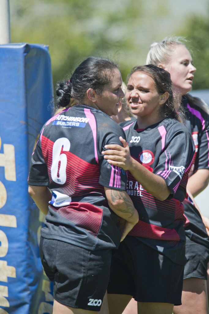 Rosie Parsons scores a try for Toowoomba. Picture: Nev Madsen