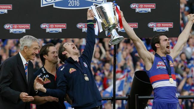 Bob Murphy and Easton Wood with the 2016 premiership cup. Picture: Wayne Ludbey