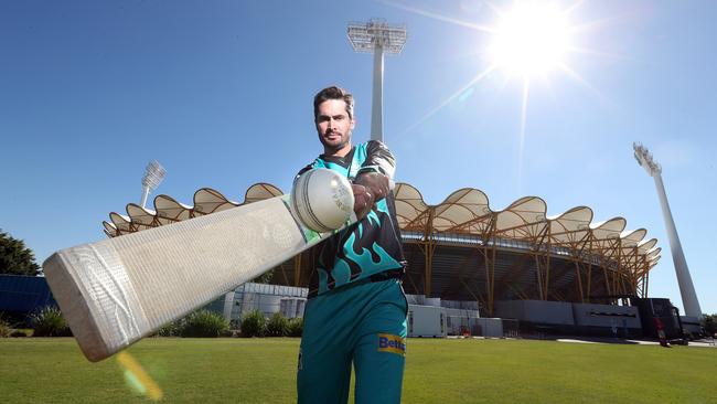 Ben Cutting will be among the Heat batsmen lining up to clear the fence at Carrara. Picture: Richard Gosling