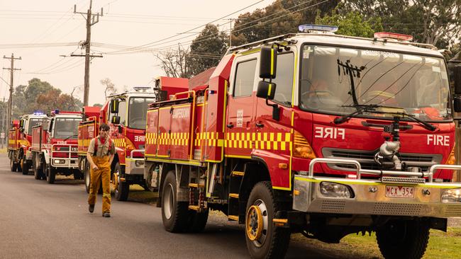 Fire trucks at a briefing outside the Glenthompson fire station as firefighters prepare to defend the town from potential spot fires on Thursday. Picture: NewsWire/Diego Fedele