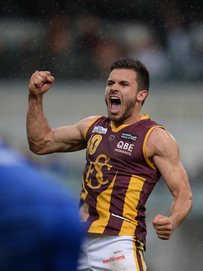 Deluca celebrates a goal during the 2015 WAFL grand final.