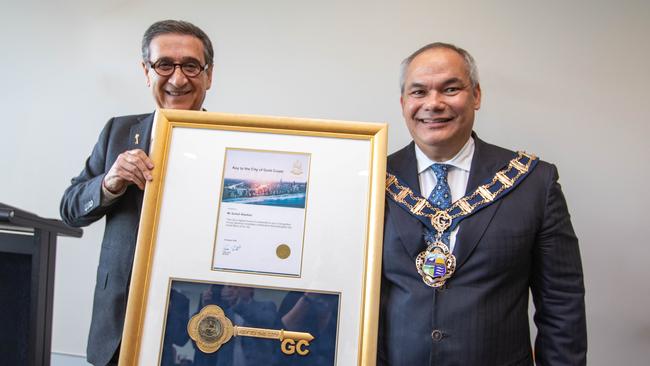 Sunland chairman Soheil Abedian receives the keys to the city from Gold Coast Mayor Tom Tate.