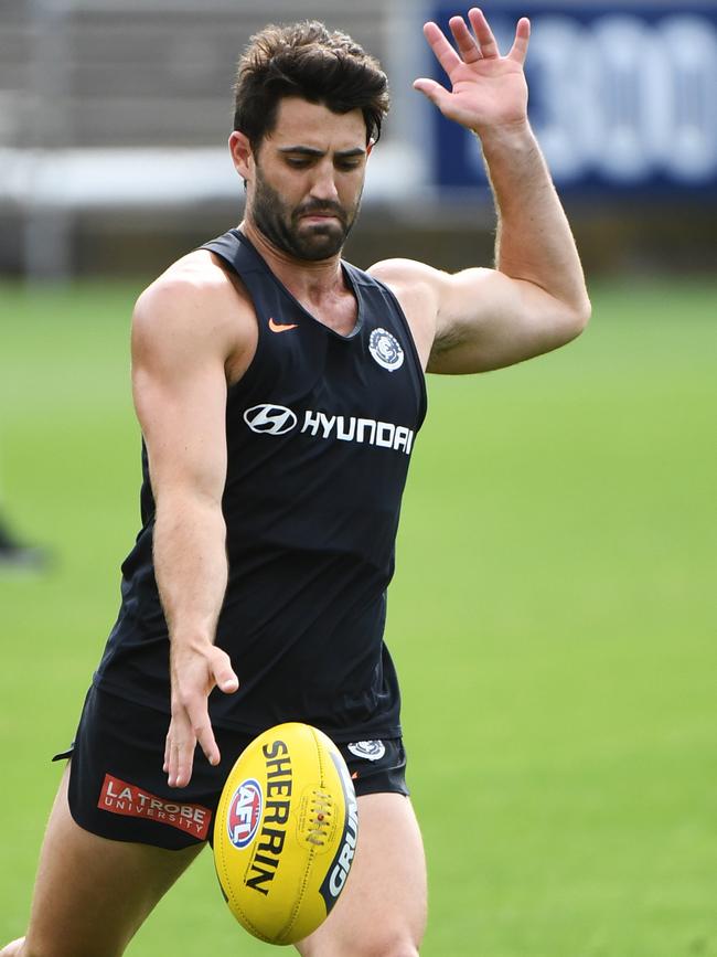 Alex Fasolo in action at Carlton training.