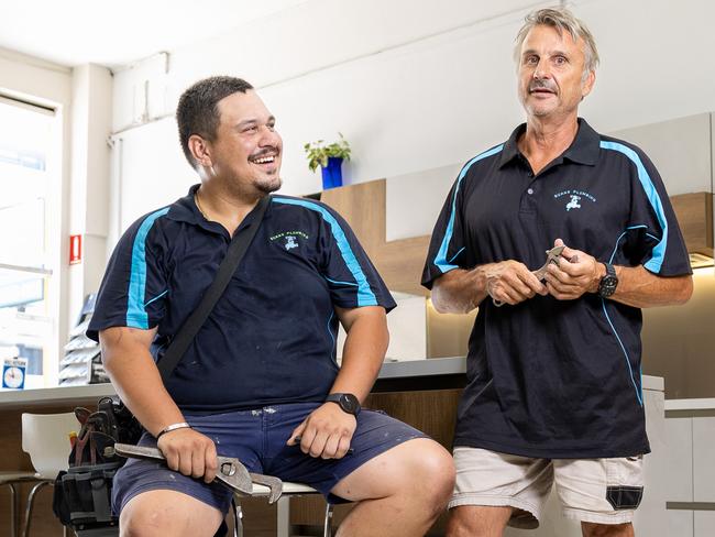 The Daily Telegraph Tuesday 28 January 2025Tradie ShortageTradies Thanasi Marsters and Jamie Burns from Basic Plumbing say the ongoing tradie shortage is effecting the number of houses being built.Picture Thomas Lisson