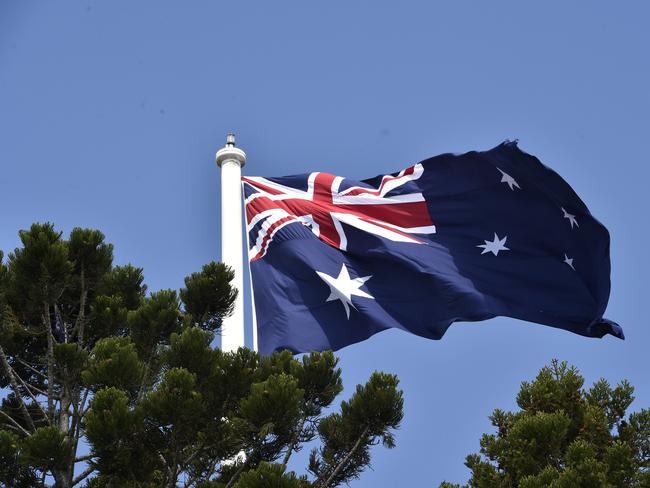 Flag at Picnic Point. Toowoomba parks, Australian flag. January 2017