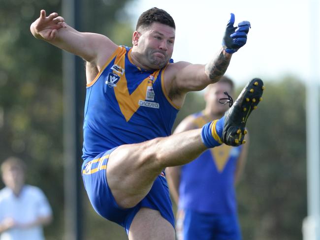 Marc Holt sets sail for goal. Picture: AAP/Chris Eastman