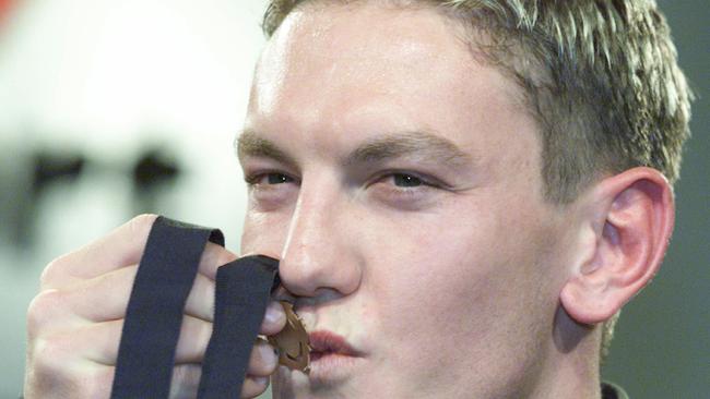 Shane Woewodin after winning the Brownlow Medal in 2000.