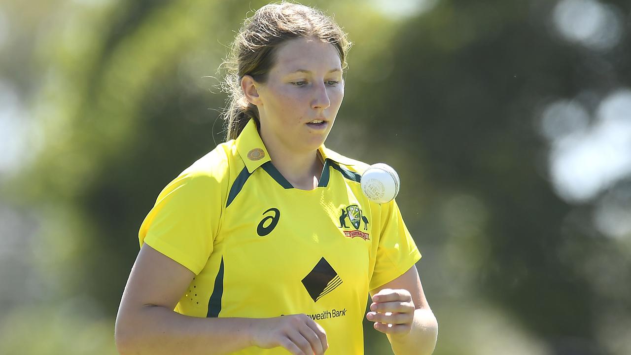 Teenage bowling sensation Darcie Brown in action in Mackay. Picture: Albert Perez / Getty Images