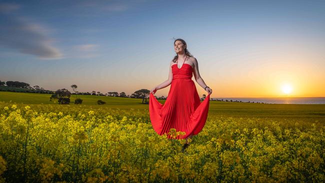 Registered music therapist Annalise Baulch promoted Run4Geelong which raises money for Barwon Health. Picture: Brad Fleet