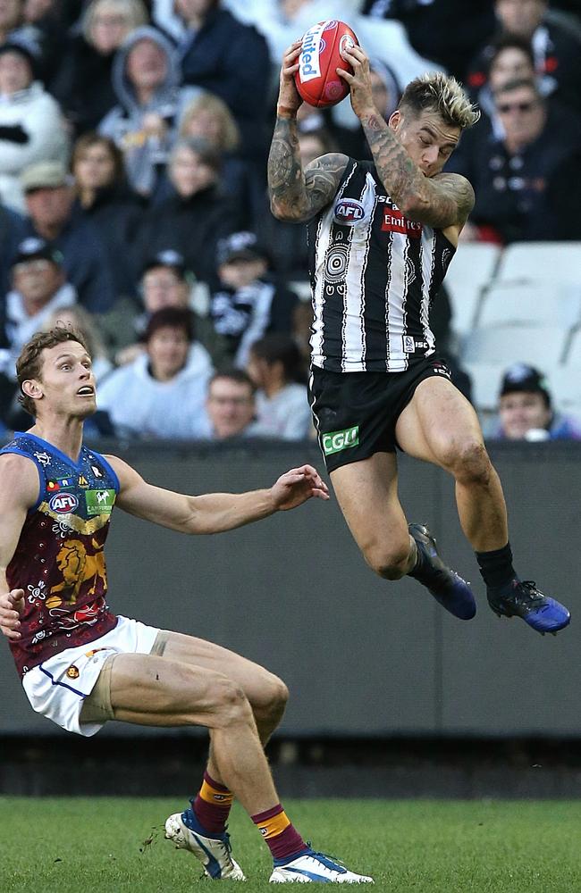 Jamie Elliott in action for the Pies Picture: Wayne Ludbey