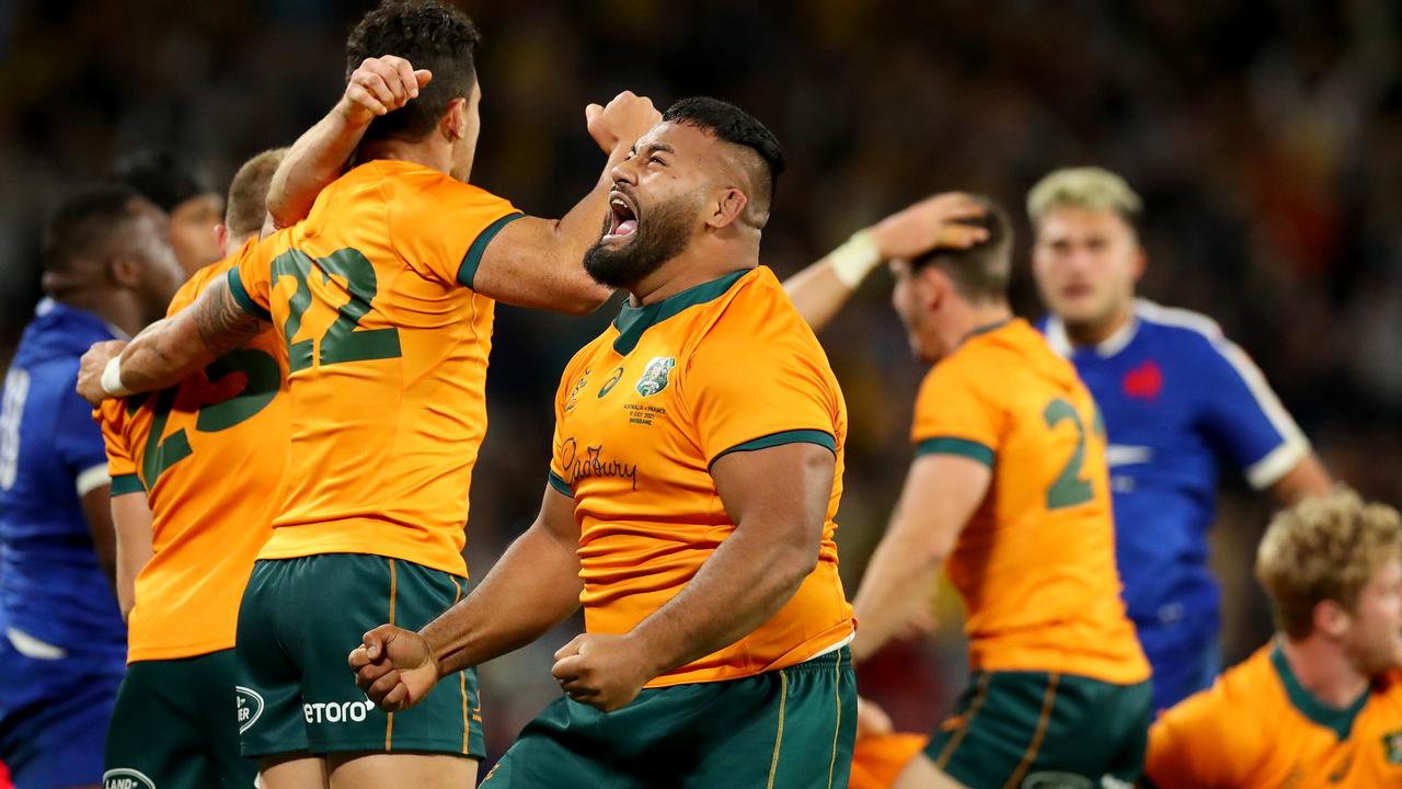 Taniela Tupou roars after a Wallabies win.