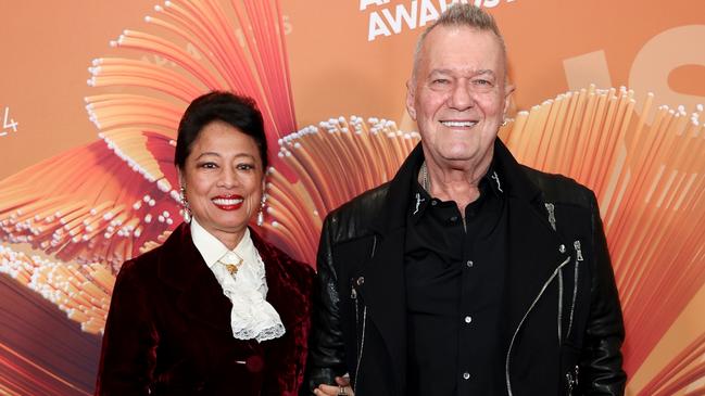 Jane and Jimmy Barnes on the APRA Awards red carpet. Picture: Getty Images