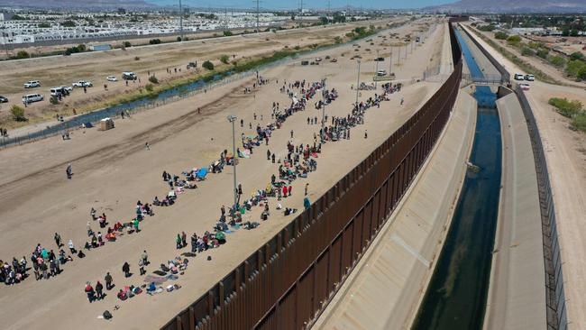 Thousands of Chinese, Turks and even Russians have made their way to the US border via Mexico in the past few years. Picture: Patrick T. Fallon /AFP