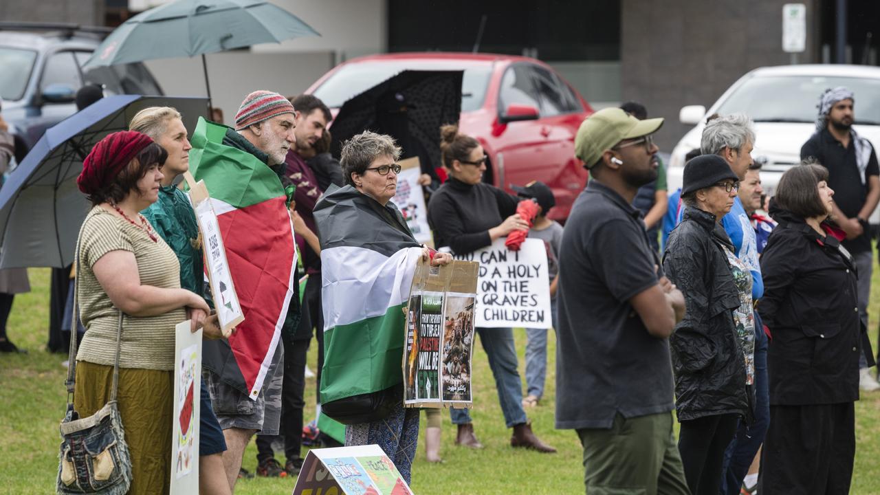 Toowoomba Vigil for Peace in Palestine at East Creek Park, Saturday, November 25, 2023. Picture: Kevin Farmer