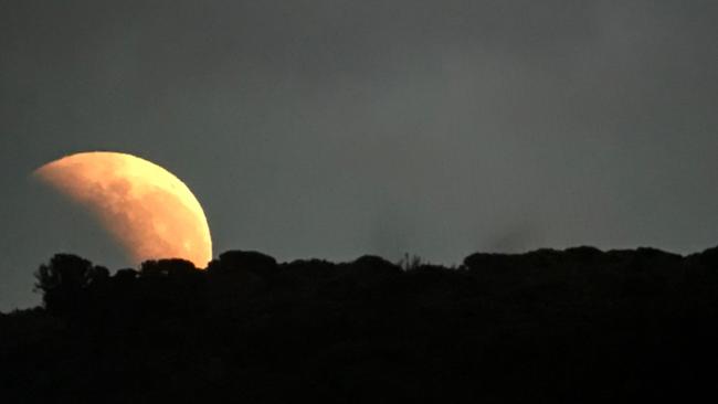 Blood Moon from Thistle Island - Ian Jacobs IOJ Aerial Photography