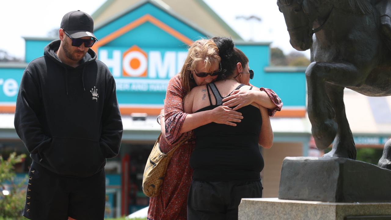 Many were tearful as they came to pay their respects. Picture: NCA NewsWire / Brendan Beckett