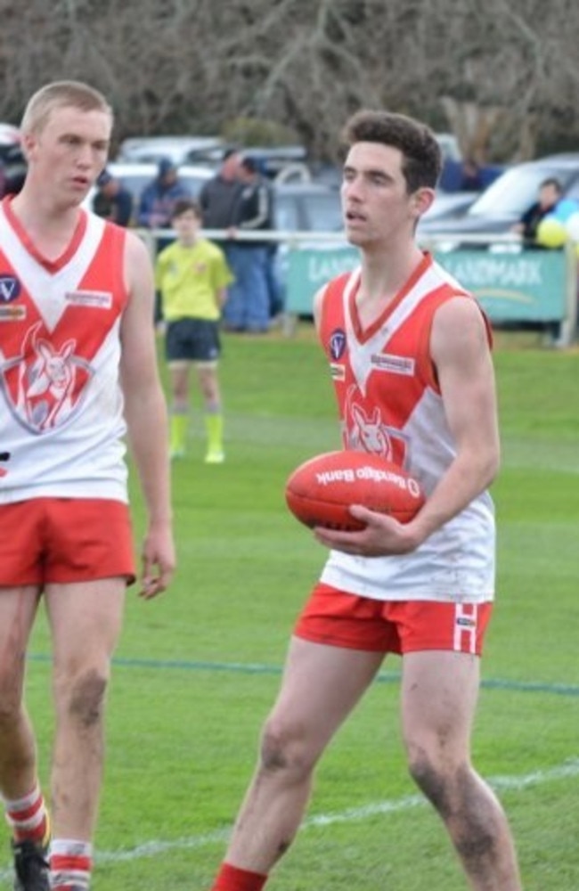 Sam Flanders playing for Fish Creek. Photo: Rebecca Stefani.