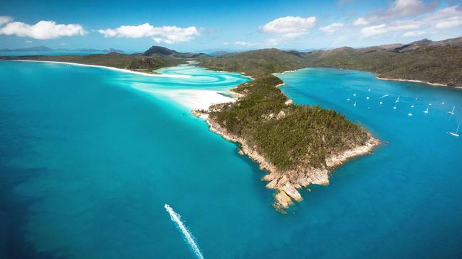 Melburnians will be able to ditch the umbrella for togs. Picture: Hamilton Island Tourism