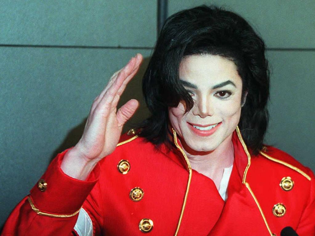 The aspiring actress has defended her father  Michael Jackson.