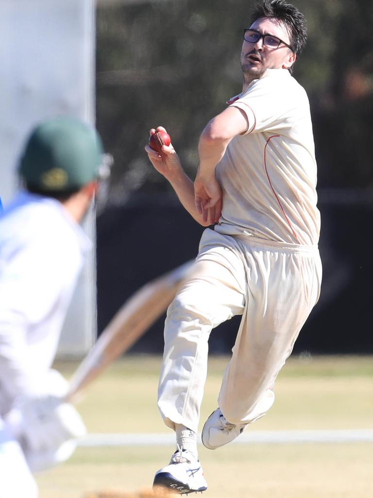 Murgheboluc batter Luke Webb faces Leopold bowler Ben Horne. Picture: Mark Wilson