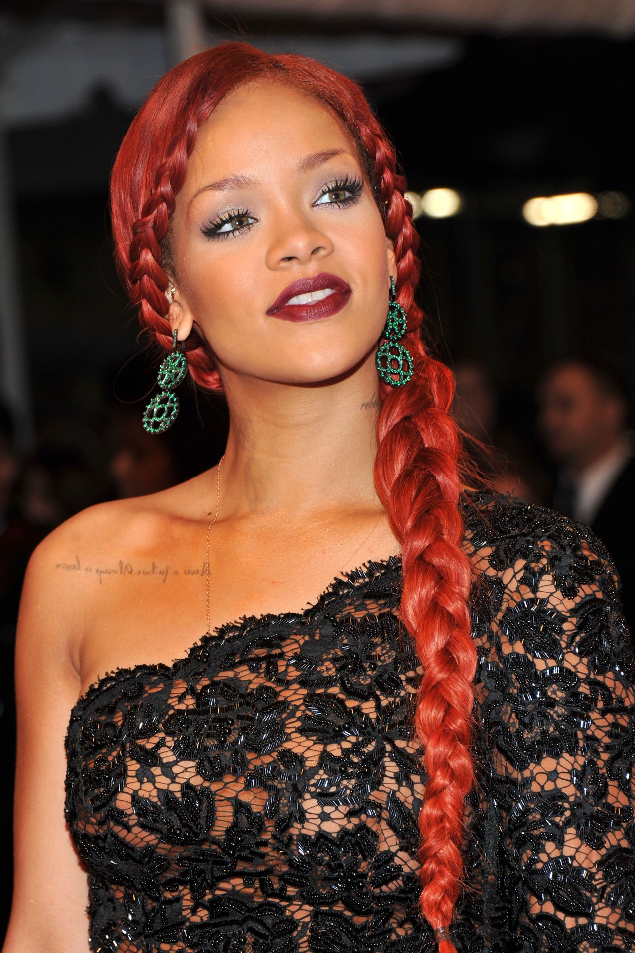 Rihanna attends the 2011 Met Gala.