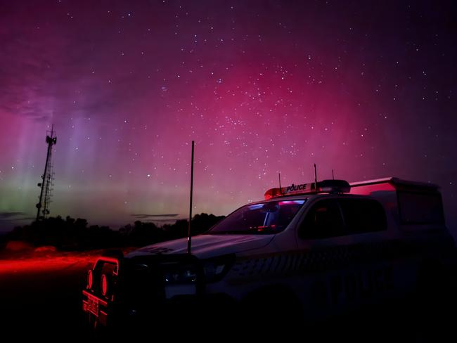 Aurora Australis alert issued but will Adelaide see southern lights?