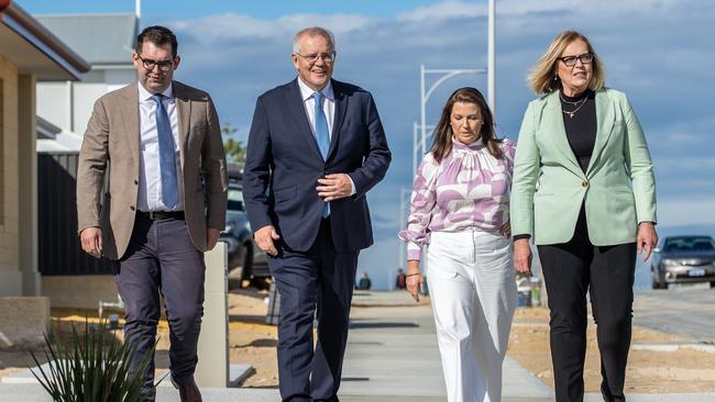 Prime Minister Scott Morrison and Jenny Morrison visit residential property under construction at a housing estate in Jindalee, Western Australia. Jason Edwards