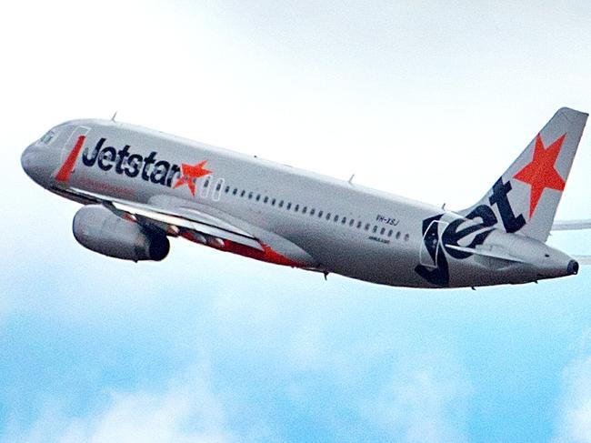 MELBOURNE, AUSTRALIA- NewsWire Photos APRIL 15 2021:  Jetstar flight takes off from Melbourne Airport.  NCA NewsWire / Sarah Matray