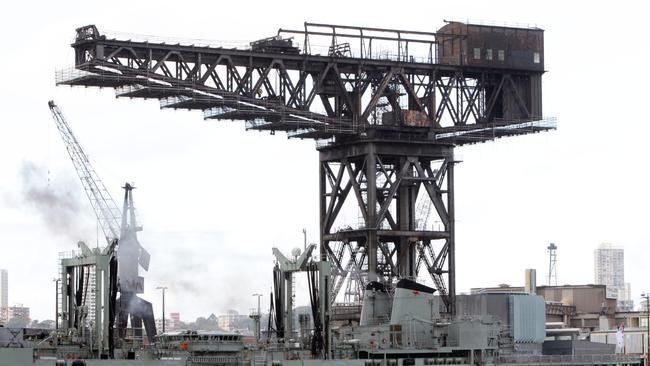 The hammerhead crane at Garden Island in 2012