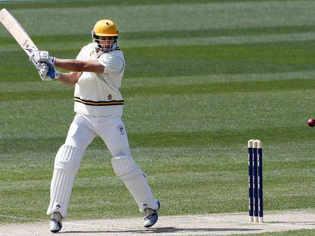 Nathan Freitag batting for Kingborough in Tasmania.